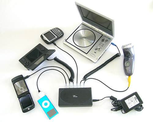 But Does It Do Windows??? :: IonHub Travel Charger