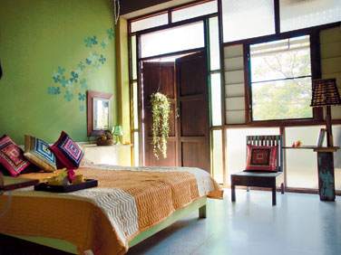 Urban Retreat: Phranakorn Nornlen, Bangkok