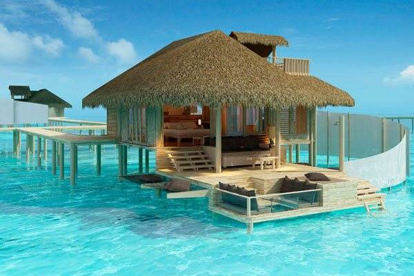 Keywords: Indian Ocean, Six Senses Lammu

Description: Dive into the Indian Ocean from Six Senses Lammu at Maldives luxury resorts.